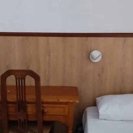 Tati Homestay *